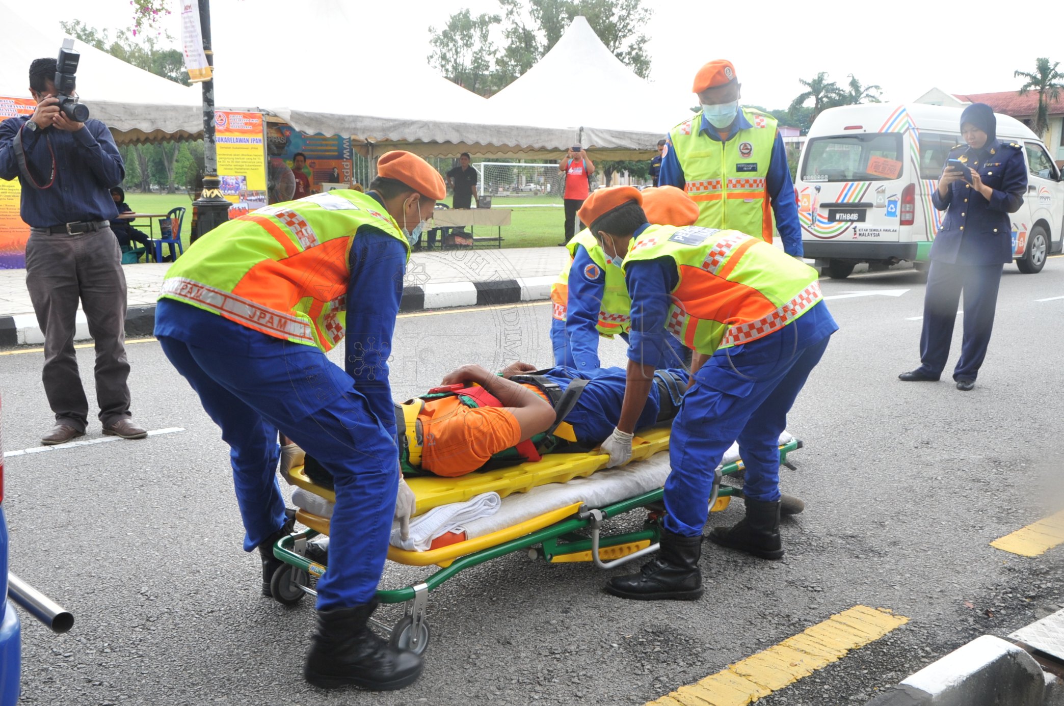 PRO 14 51 KKP PRO 7028